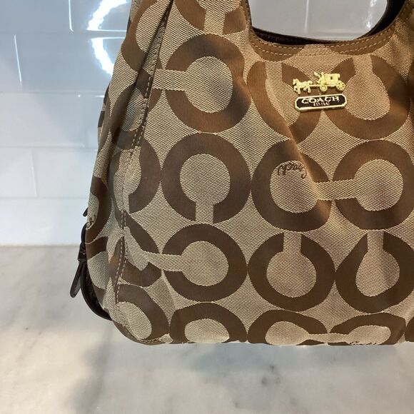 Coach Madison Maggie Mia Optic beige Canvas C Logo Hobo - Picture 3 of 13